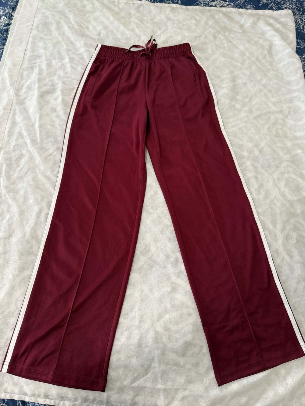 Women's Maroon Track Pants with Side Stripe - Brand Unspecified - Picture 2 of 8
